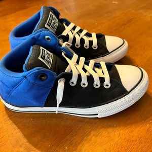 Boys Converse Size 5